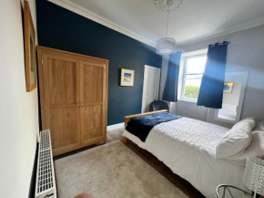 Central Helensburgh 1 BR, gr floor, No 79 West Princes St